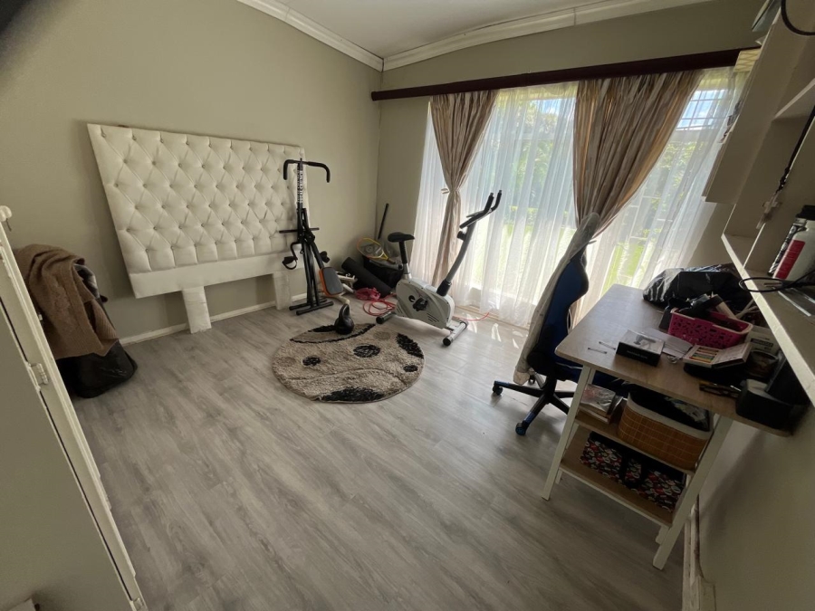 4 Bedroom Property for Sale in Riebeeckstad Free State